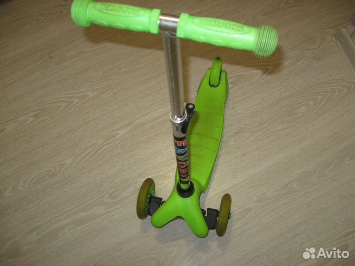 Самокат детский трехколесный