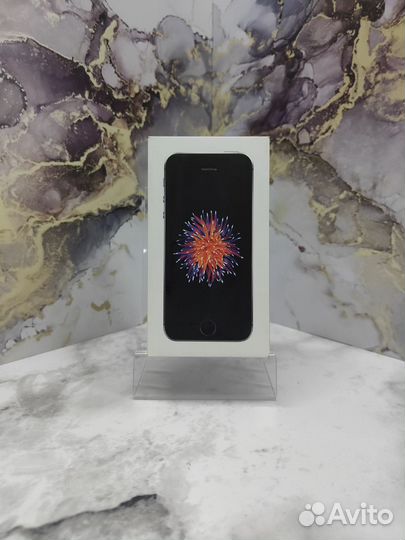 Коробка iPhone SE Space Gray 128GB Оригинал