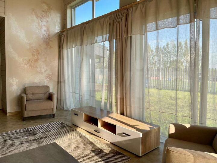 Дом 137 м² на участке 7 сот.