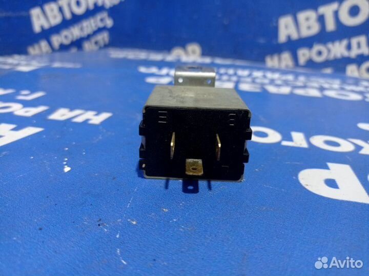 Реле Mitsubishi Pajero 2 внедорожник 4M40 1998