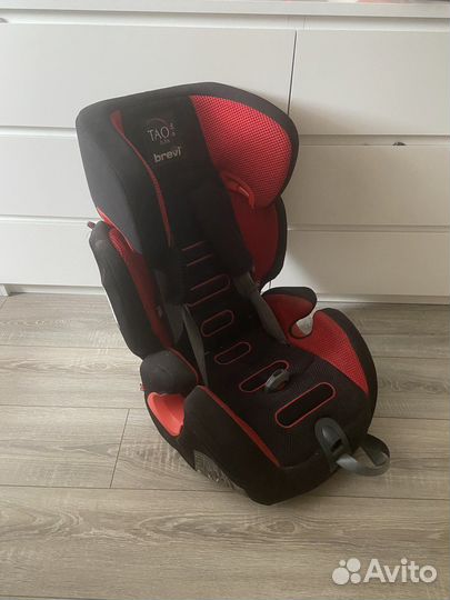 Детское автомобильное кресло 9-36кг Bravi