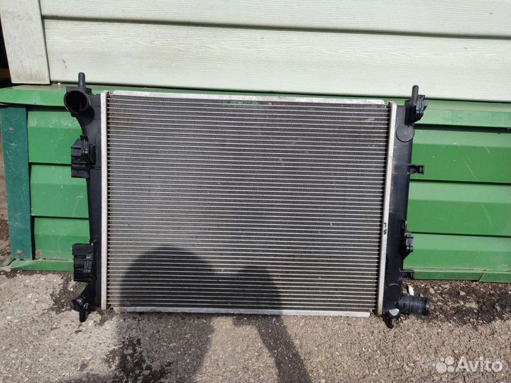 Радиатор охлаждения Солярис 1.4