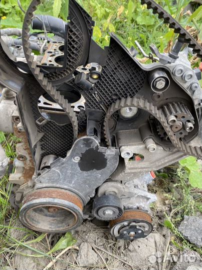 Двигатель блок с навесным VAG 1.6TDI 16V 03L021L