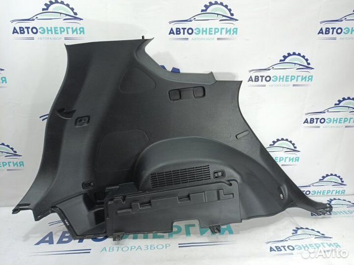 Обшивка багажника задняя левая Hyundai Santa Fe TM