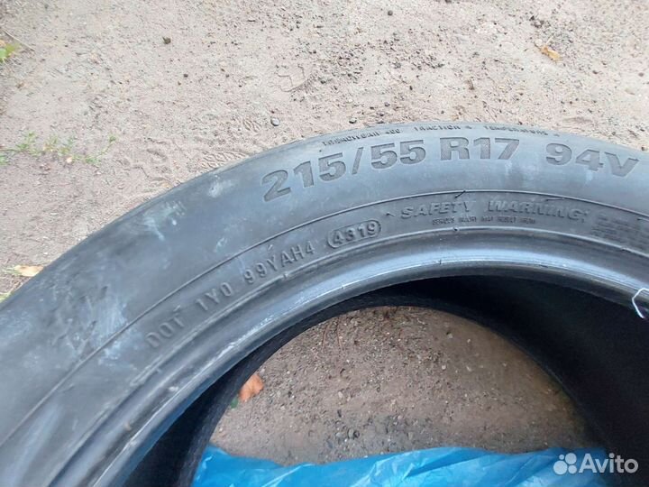 Kumho Ecsta HS51 215/55 R17