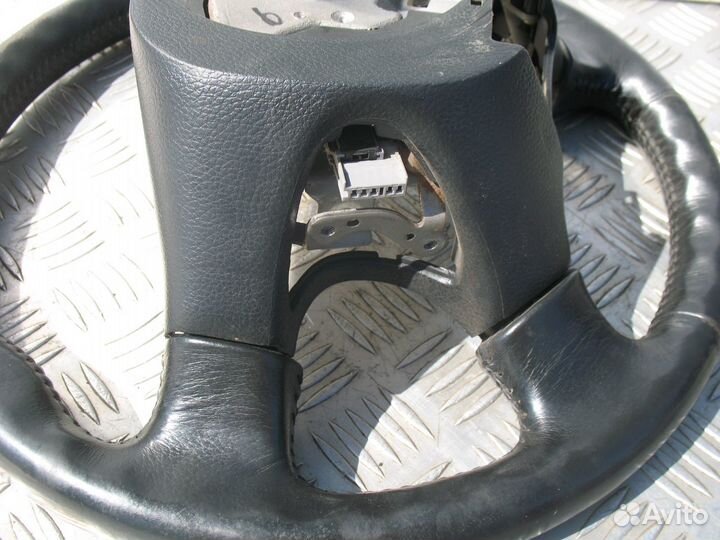 Рулевое колесо Nissan X-Trail T30