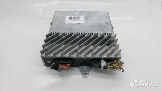 Усилитель музыки BMW 7 E38 (89D19S701)