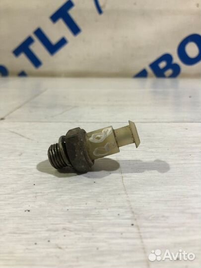 Датчик давления масла LADA granta 1.6 мт седан