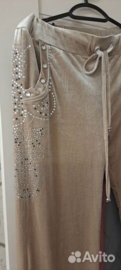 Спортивный костюм женский