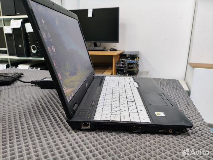 Ноутбук Acer Extensa 5235 Intel T3500/4GB/SSD120G