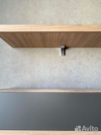 Стенка / Полка настенная