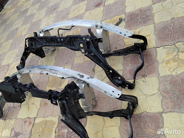 Мерседес w212 телевизор