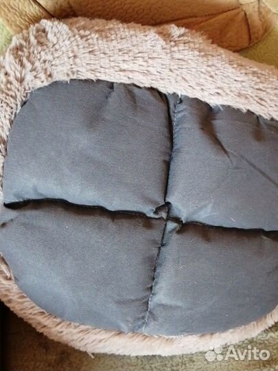 Пушистая лежанка для животных