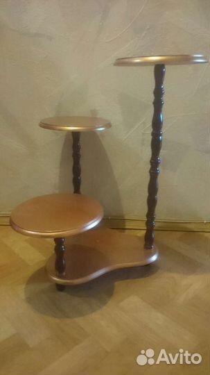 Подставка под цветы деревянная