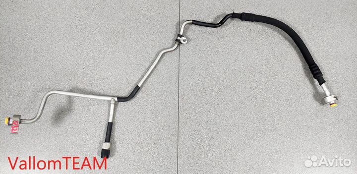 Лот Q321 Трубка кондиционера Audi Q7