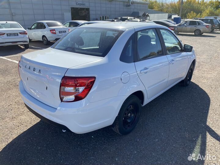 LADA Granta 1.6 МТ, 2023
