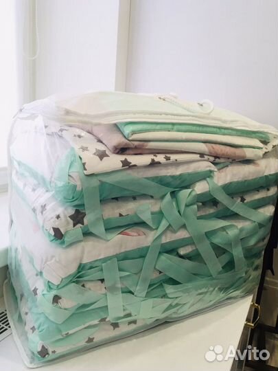 Комплект в детскую кроватку
