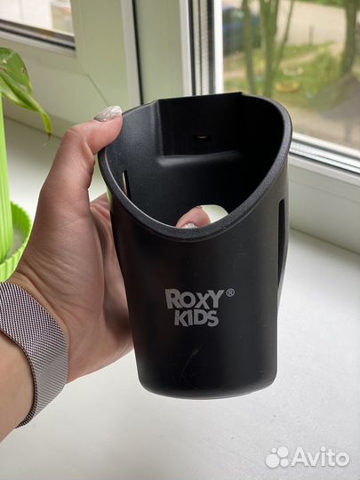 Универсальный подстаканник для любой коляски