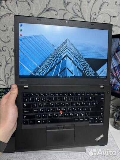 ThinkPad T460 (Core i5, 8/256гб, SSD, FHD IPS)