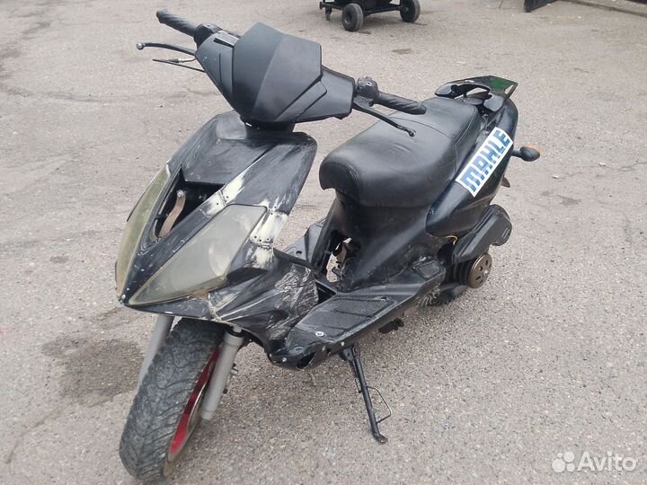 Продам скутер Rocket 150