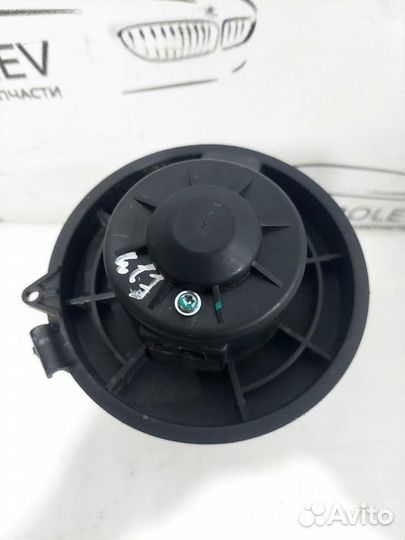 Моторчик отопителя Juke (F15) 2011-2019 Nissan