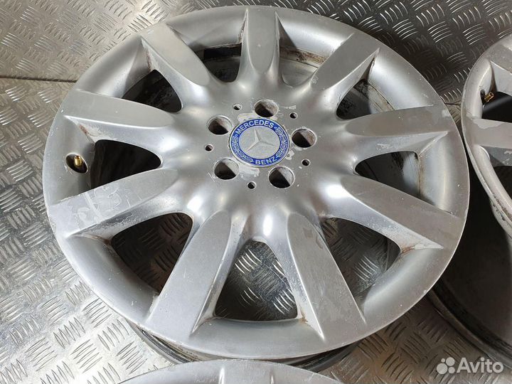 Комплект литых дисков R18x8.5 5x112