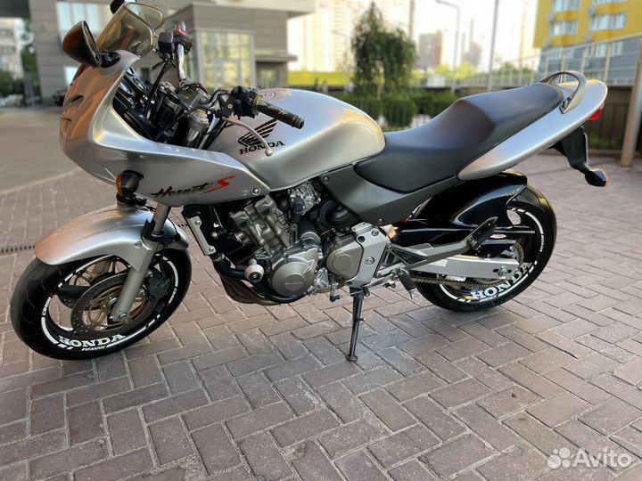 Хонда Хорнет св600