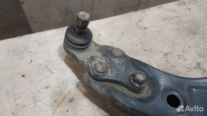 Рычаг передний нижний правый Kia Optima 3 TF