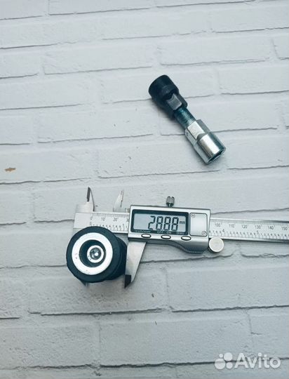 Шарнир для двухподвеса со сьемником шатуна