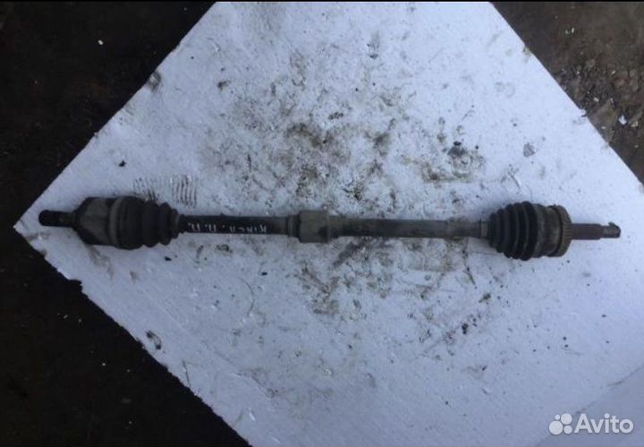 Привод передний правый