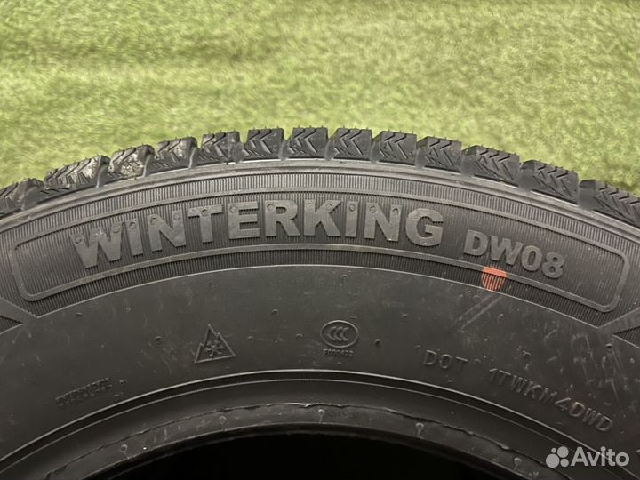 DoubleStar DW08 175/65 R14 82T