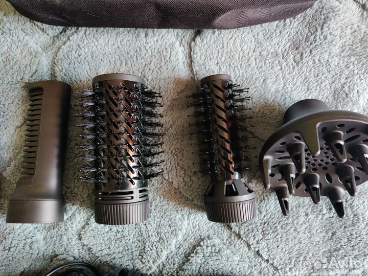 Фен-щетка с вращением Felfri