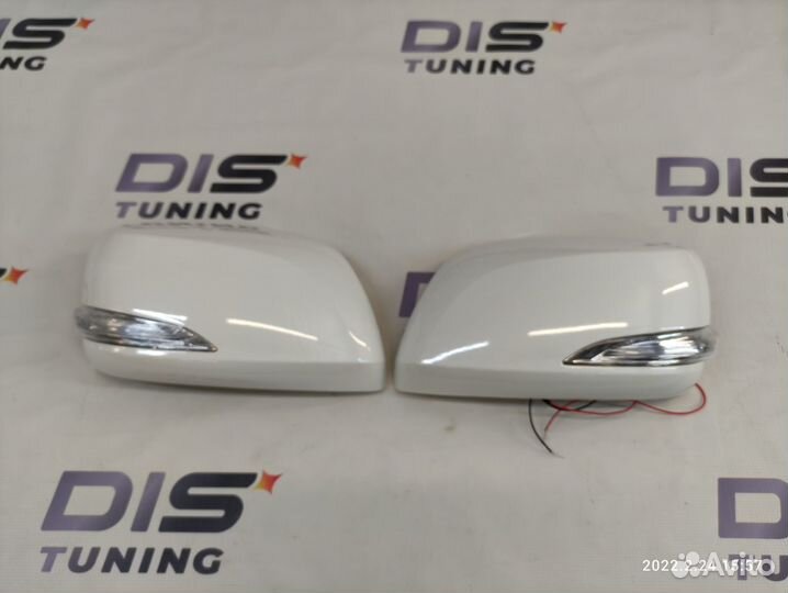 Накладки зеркал LX570 с поворотником White 08-11