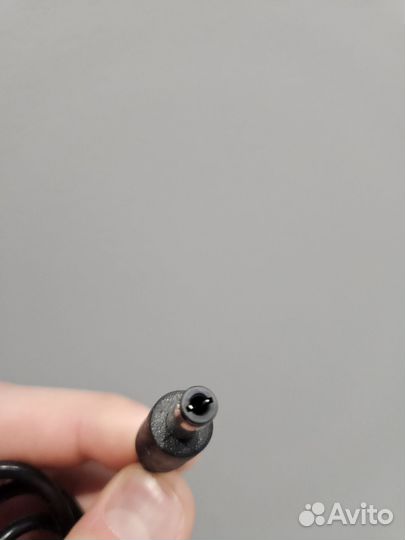 Универсальный адаптер