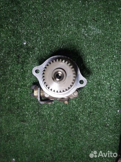 Насос гидроусилителя руля Nissan Patrol ZD 30 3.0