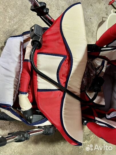 Коляска с перекидной ручкой