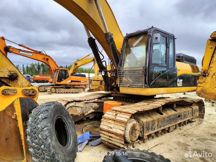 Гусеничный экскаватор CAT 336D L, 2010