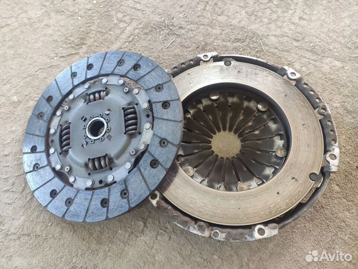 Сцепление диск + корзина 1,6 BSE МКПП