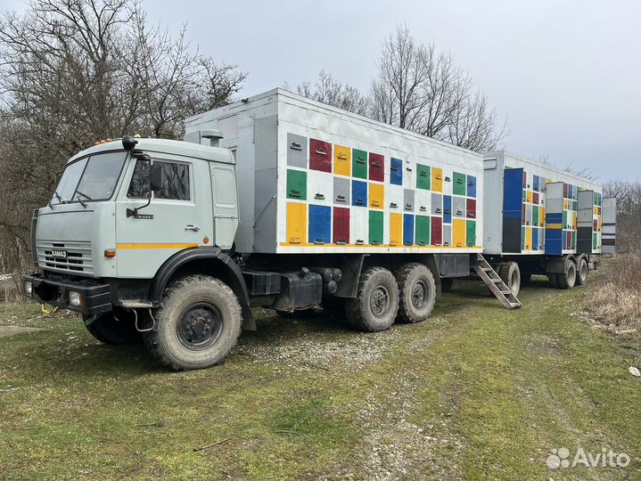 Пчелопавильон