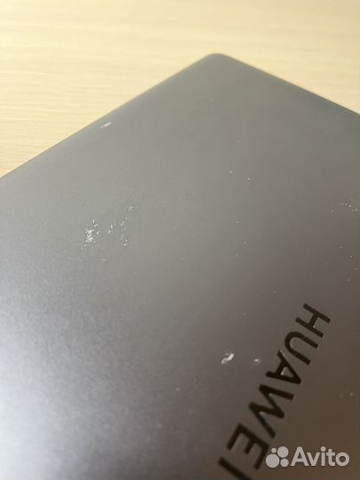 Huawei MateBook 13 HN-W19R