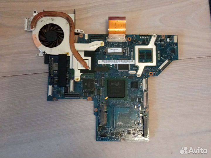 Ноутбук Sony Vaio VGN-sz3xrp (PCG-6N4P)