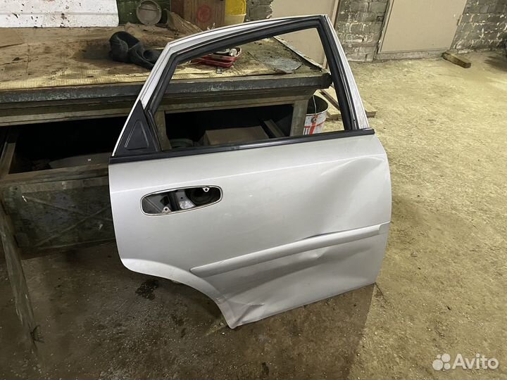 Дверь правая лачети седан