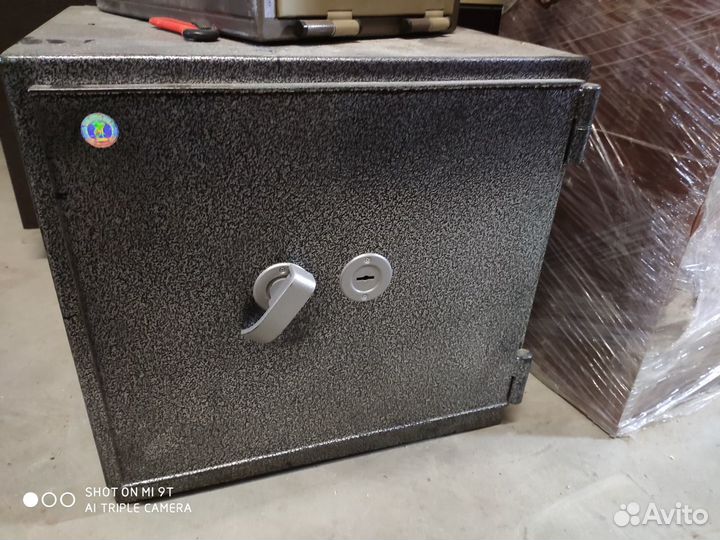 Шкафы железо