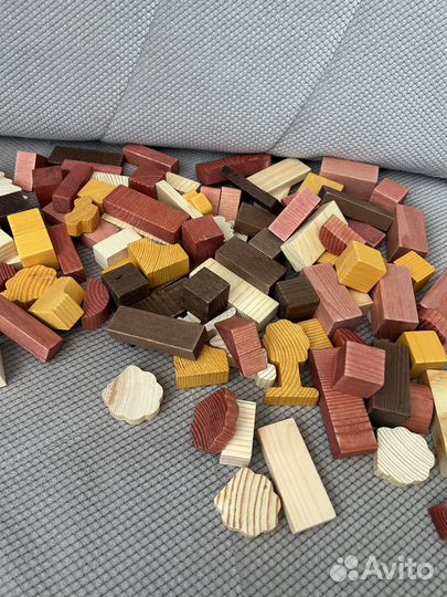 Игрушки.Деревянный конструктор Томик