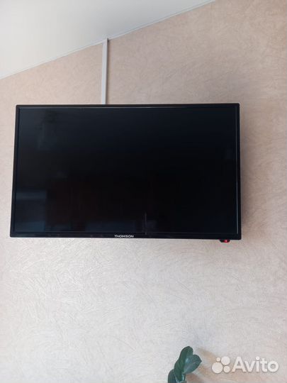 Телевизор thomson T28D21DH-01B