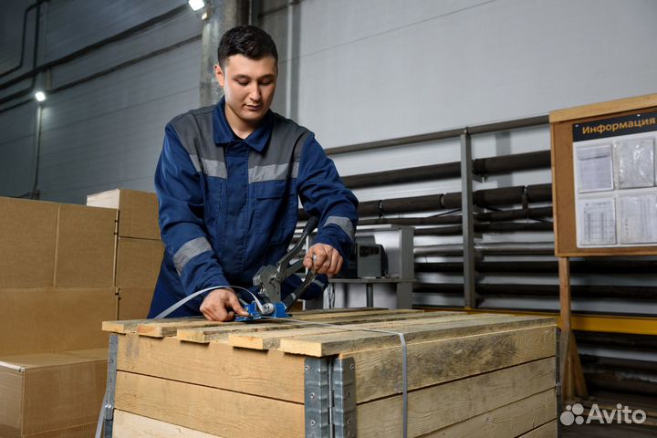 Упаковщик (ул. Салютовская)