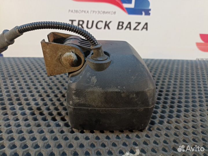 81251036068 Фонарь за кабиной