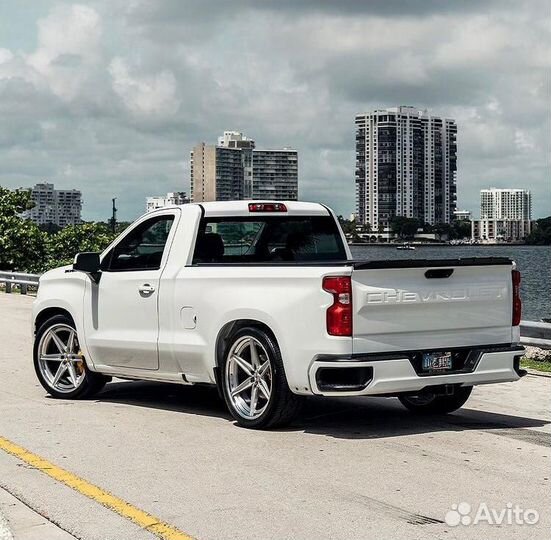 Кованые диски GT Performance R22 5x150 Lexus LX