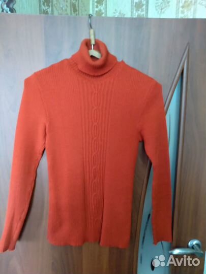 Теплые кофты, свитера, теплые туники