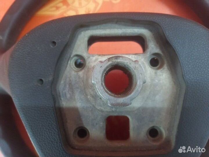 Рулевое колесо руль Opel Astra J GTS GTC